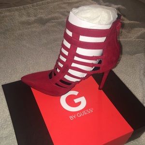 Red G by Guess heels